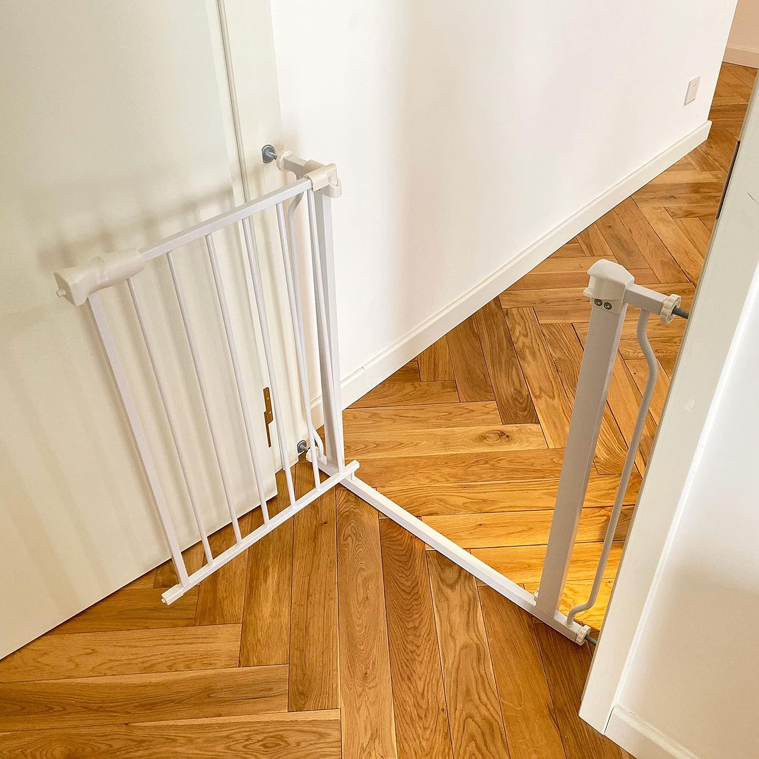 Simple Metal Multi-size Dog Fence