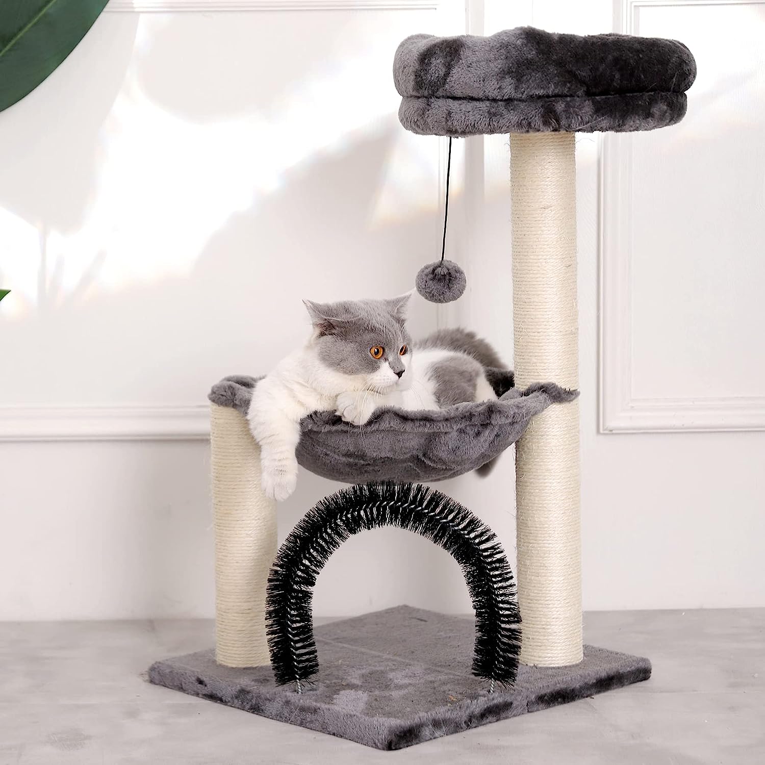 Multi-Level Cat Tree Tower with Scratching Posts And Plush Basket