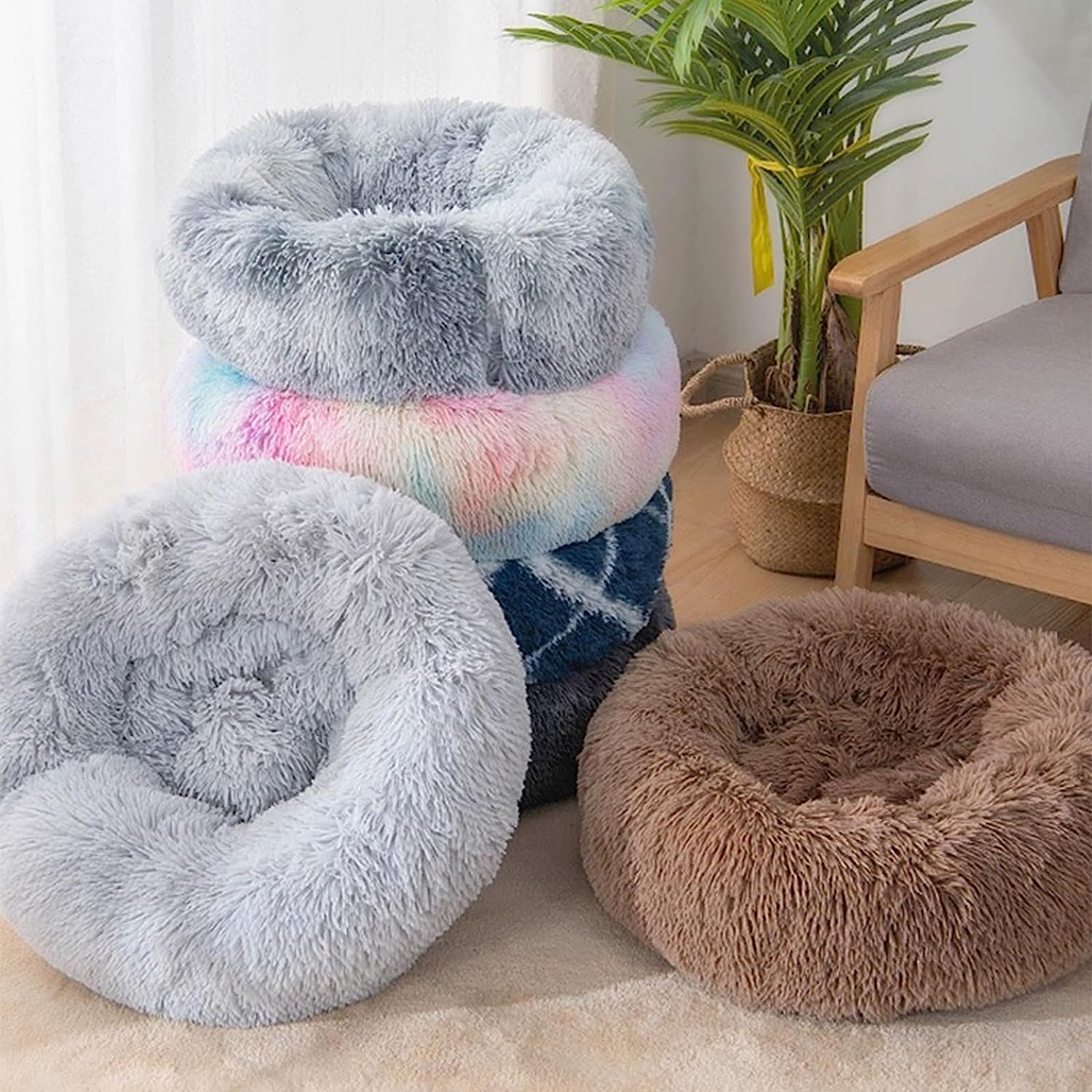 Round Soft Cat Bed for Indoor Use